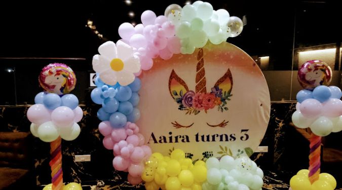 One of the best balloon decoration service provider in Kolkata